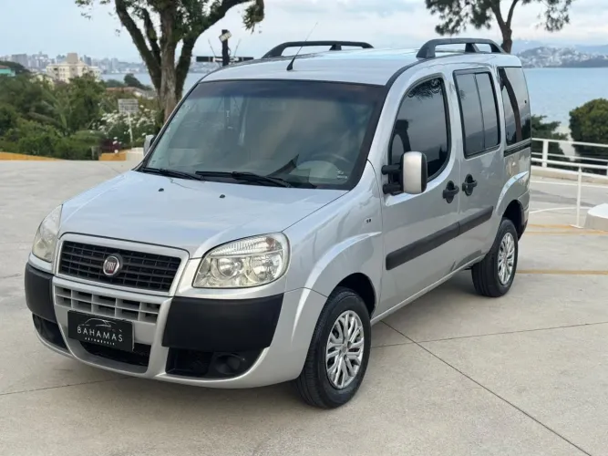 Fiat Doblo Essence 1.8 Flex 16V 5P 2013