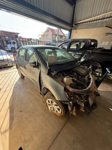 VW Gol 1.0 3cc *Sucata* - Peças Usadas