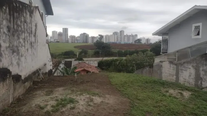 Terreno - Jardim das Indústrias - 250m².