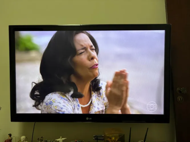 Tv LG 47 polegadas LE4700 ( Não é Smart )