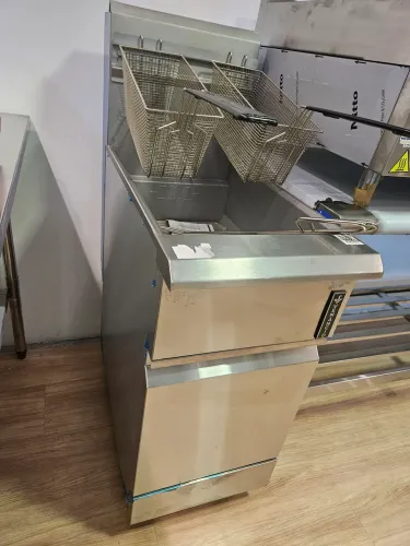 fritadeira a gás zona fria linha prime nova