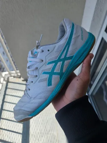 Chuteira Asics Destaque K FF - 39 BR - 26cm (funciona para 40BR)