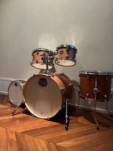 Bateria Mapex Storm quase sem uso! Bumbo 22 Camphor Wood Grain Shell Pack e Caixa!