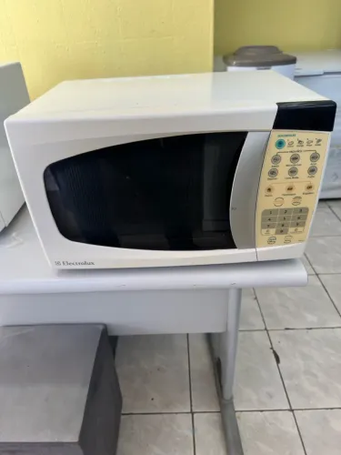 Microondas Electrolux 21lts 127v