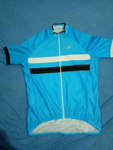 Vendo 2 camisas de ciclismo tamanho P