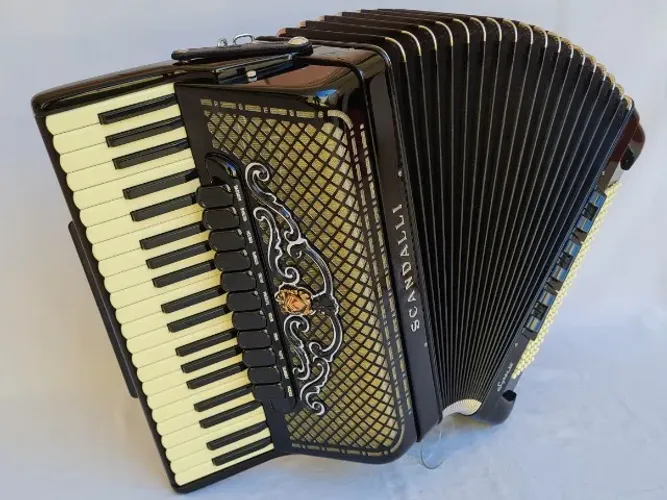 Acordeon 120 Baixos Scandalli Super VI "Nova"