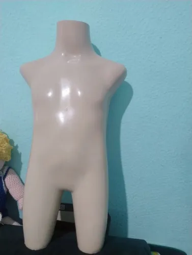 Manequim de corpo inteiro