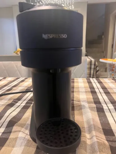 Cafeteira Nespresso Vertuo