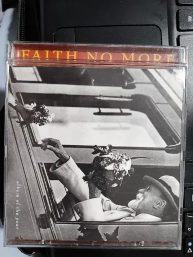 CD Album of the Year" do Faith No More