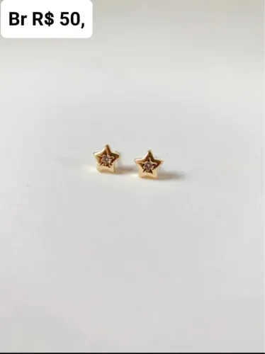 Brinco de estrela com zircônias 