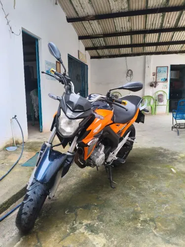 Moto modelo Twister