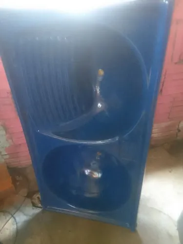 Pia de duas cubas em fibra