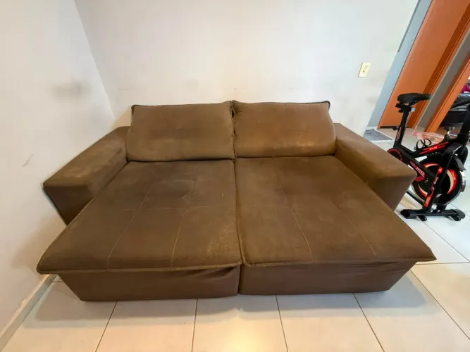 Sofá retrátil
