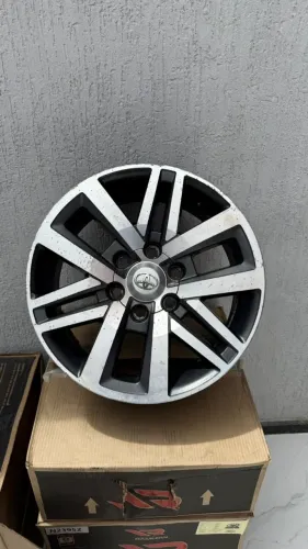 Rodas Hilux SRX - Aro 18 - Original Toyota