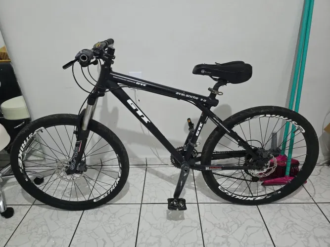 Bike com Kit Shimano Alivio 