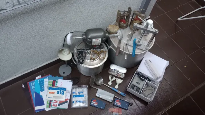 Laboratório de prótese dentária completo