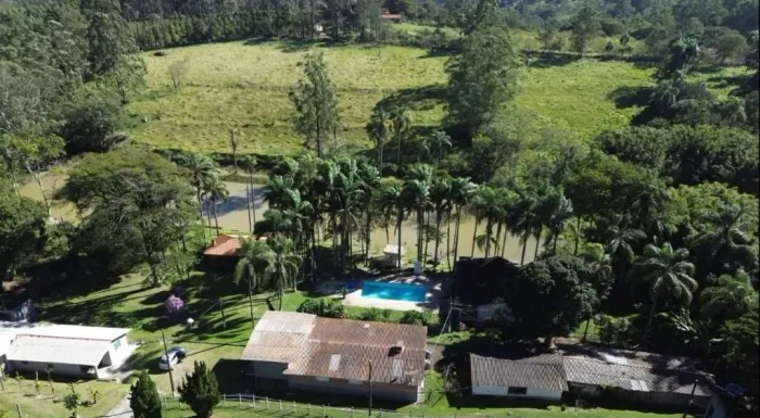 Sítio com 6 dormitórios à venda, 24000 m² por R$ 1.500.000 - Bairro Areia Branca - Amparo/