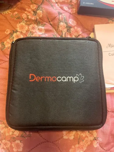 Dermocamp Sharp 300 completo com maleta, dermógrafo e itens p/ micropigmentação labial