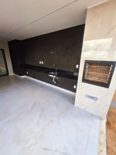 Linda casa terrea no YBY Natureza
