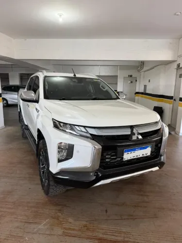 Mitsubishi L200 Triton Sport HPE-S 2.4 CD Dies. AUT 2023