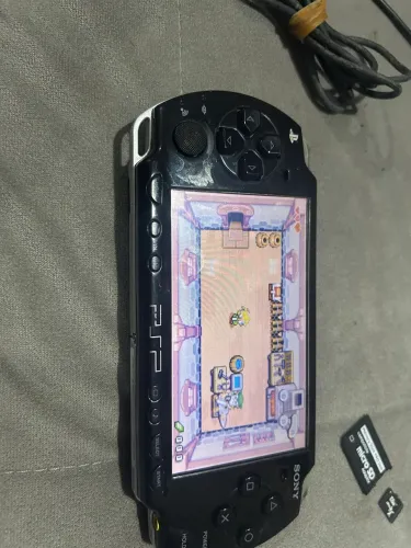 Psp 2000 black piano