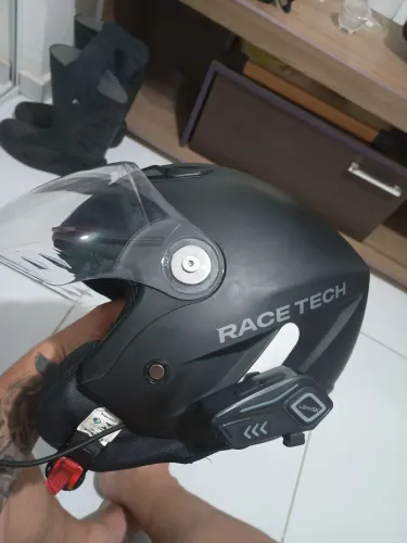 Capacete rece tech com intercomunicador 