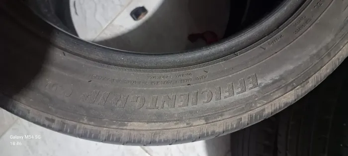 Pneus goodyear efficientgrip 215/55 r17