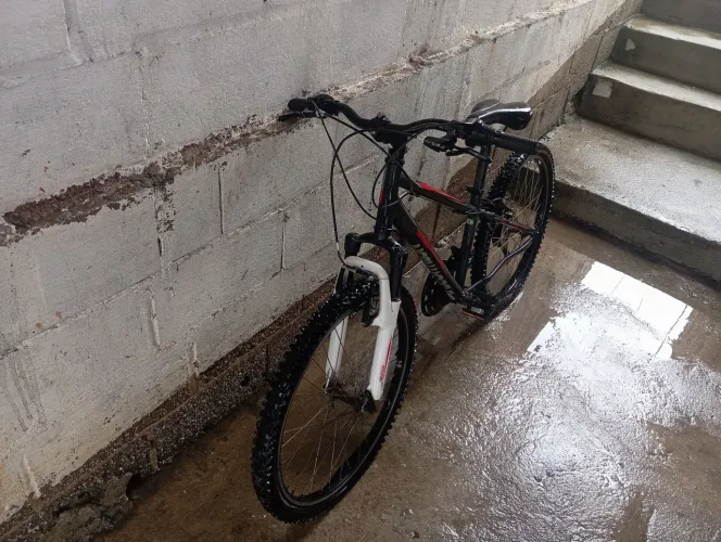 VENDO BICICLETA