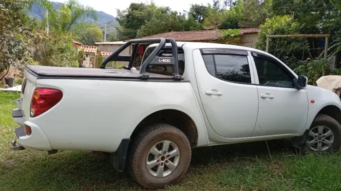 Mitsubishi L200 Triton GL 3.2 CD TB Int. Dies. Mec. 2018