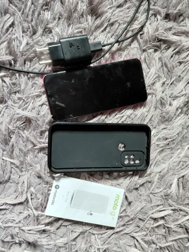 Celular Moto G 20 rosa 
