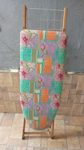 Tábua de passar roupas ?
