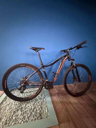 Oportunidade - Bicicleta Caloi Kaiena Sport Aro 29 