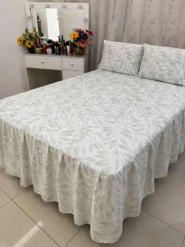 Lindas colchas de Cama, e outras variedades a pronta entrega. Aceitamos cartão !