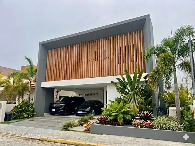 Casa à venda em Condomínio Fechado na Aruana