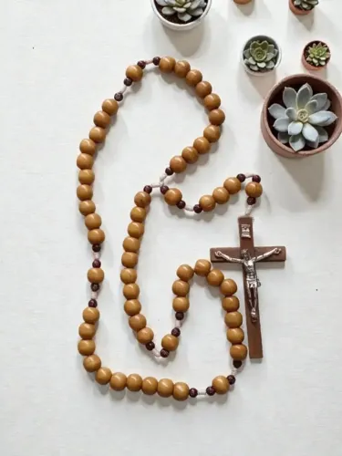 Terço de Parede em Madeira Natural 72 cm | Artigo Religioso Católico | Decoração Cristã