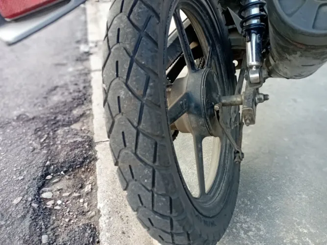 Vendo moto Financiada 