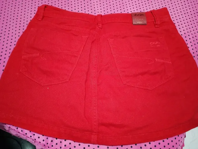 Short saia Cicatriz / Bermuda jeans Pitbull
