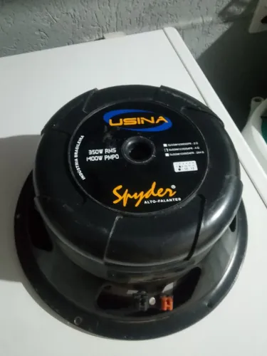 sub grave de 12 polegadas usina 350 rms usado poucas vezes, ideal pra fazer uma mini Bob