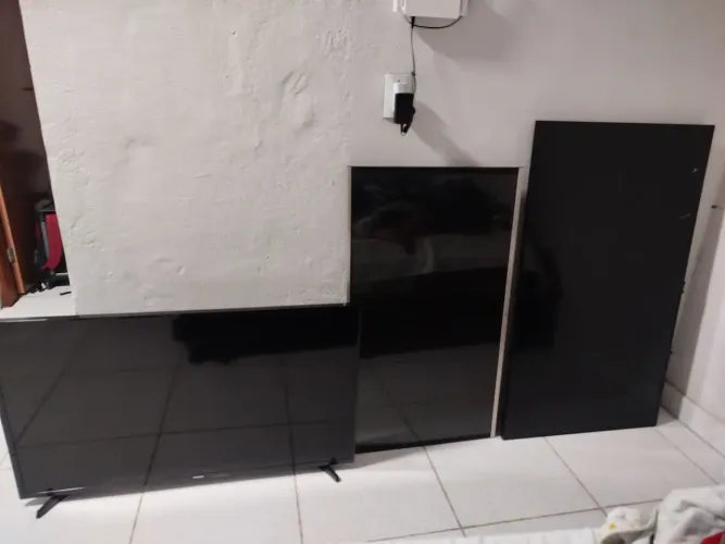 Vendo 3 tvs senso duas Samsung e uma LG , ambas com defeito ...