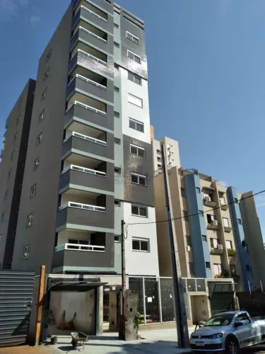 Apartamento à Venda no Coração de Maringá. Ao Lado do Parque do Ingá