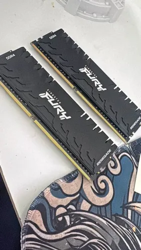 Kingston FURY Renegade 16GB (2x8GB) DDR4 3600MHz CL16