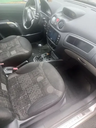 Citroen C3 Exclusive 1.4 Flex 8V 5P 2008
