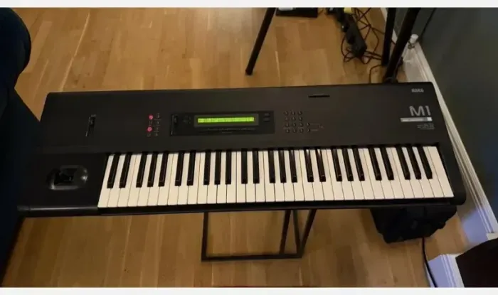 sintetizador korg m1