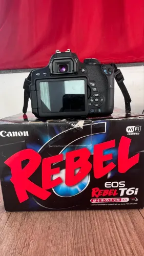 Canon EOS Rebel T6i + 18-55 ORIGINAL - Excelente Estado | Pouco Uso