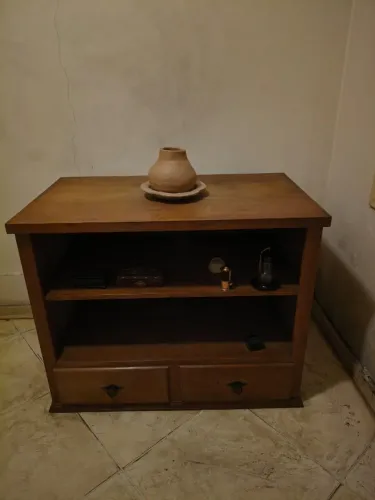 Rack de madeira maciça