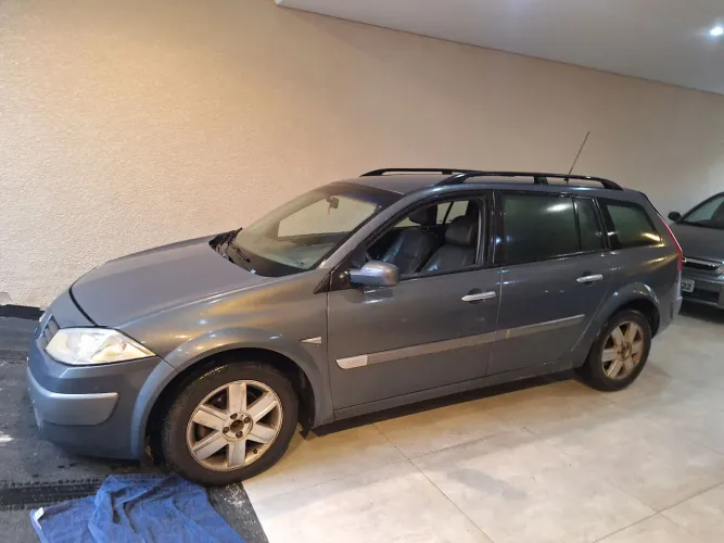 Renault Megane G. Tour Extreme Hi-flex 1.6 Mec. 2008