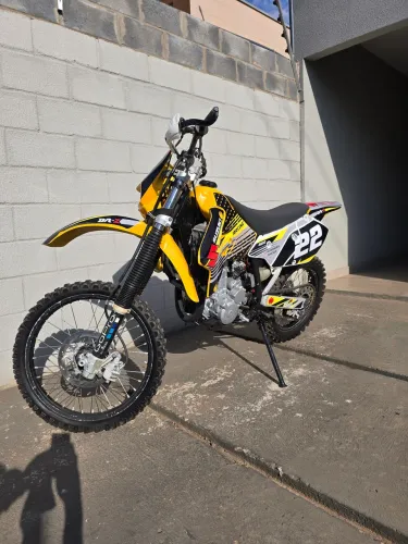 Suzuki DR-z 400 Motocross