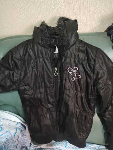 Lote duas jaquetas veste 8 menina