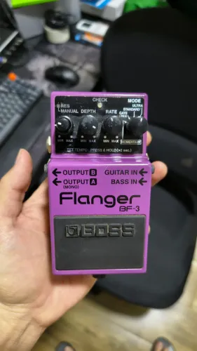 Pedal Boss BF-3 Flanger