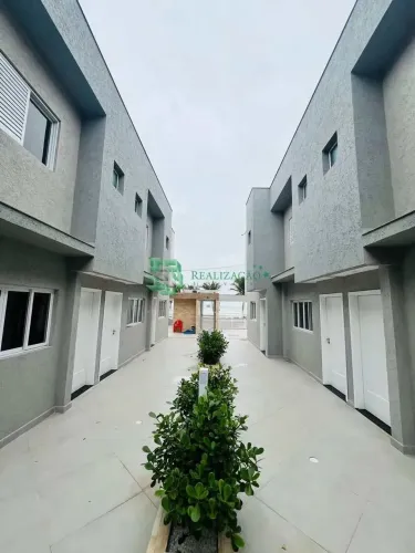 condominio em Itanhaém de frente para mar